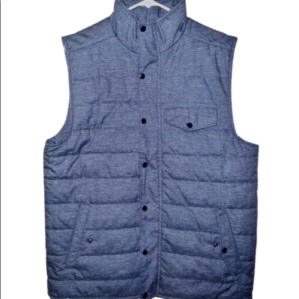 UNITED BY BLUE, NAVY BLUE ‘PUFFER STYLE’ VEST, MENS MEDIUM (M)—NEW & UNUSED!!